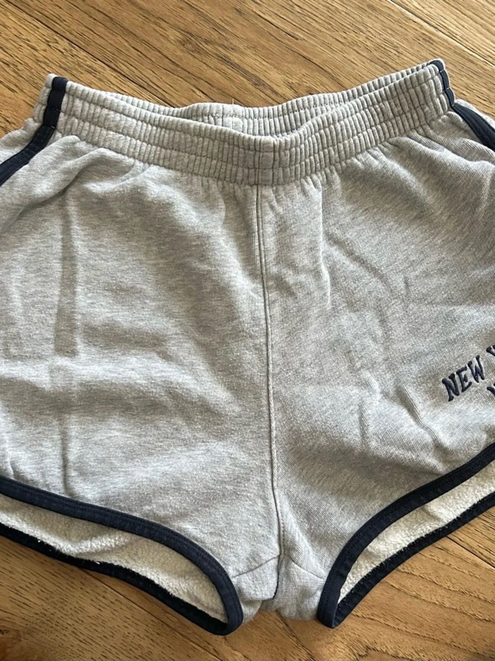 Brandy New York sweatshorts - Picture 1 of 3